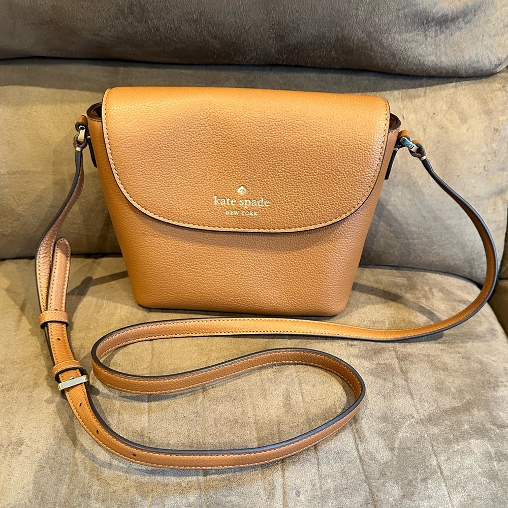 Kate spade emmie flap crossbody bag